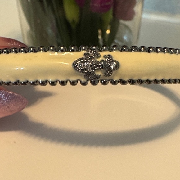 Freida Rothman Elegant Enamel & Sterling  Silver Cream Bangle with Accents - Picture 2 of 5
